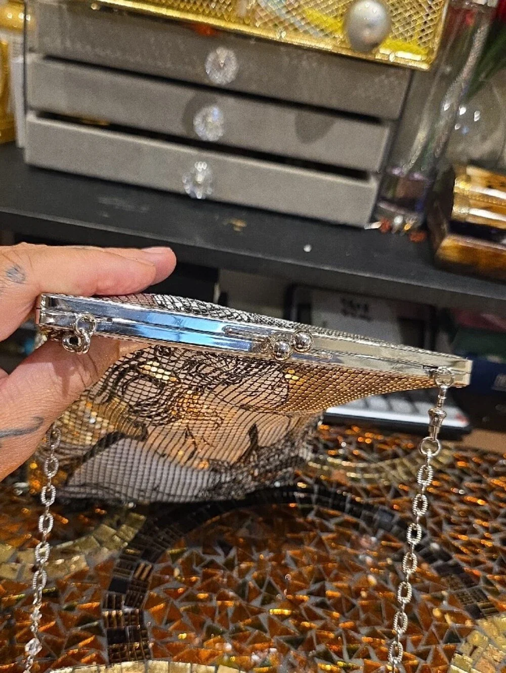 Silver Crystal Mesh Key & Card Holder with Embossed Art